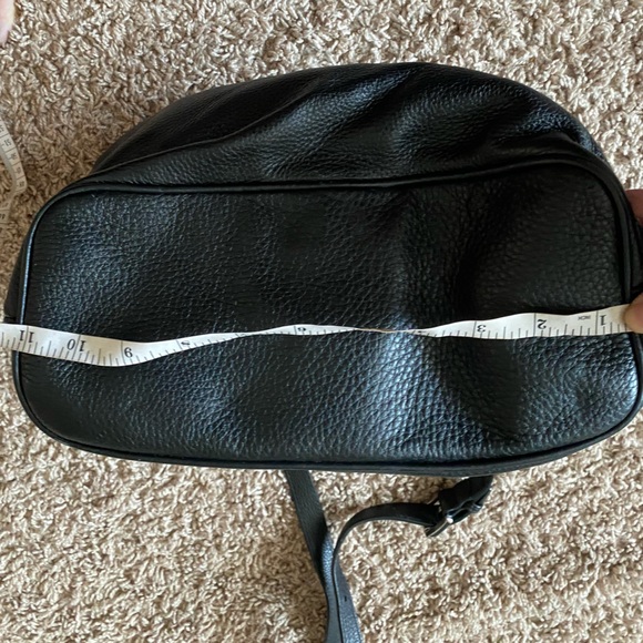 MICHAEL KORS Soft Leather black bucket purse with shoulder strap - Picture 14 of 14